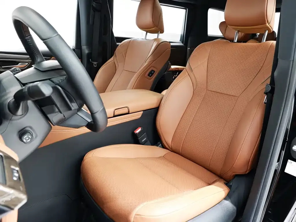 Toyota Vellfire — фото 8
