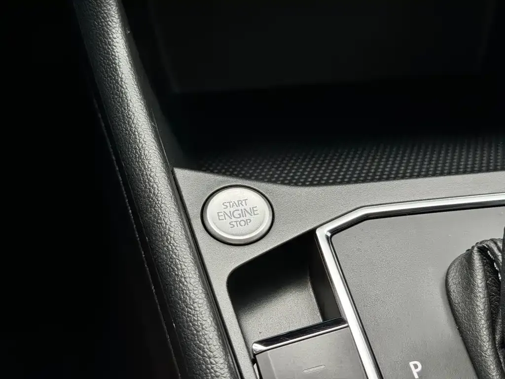 Volkswagen Lavida 2022 из CN, фото 3