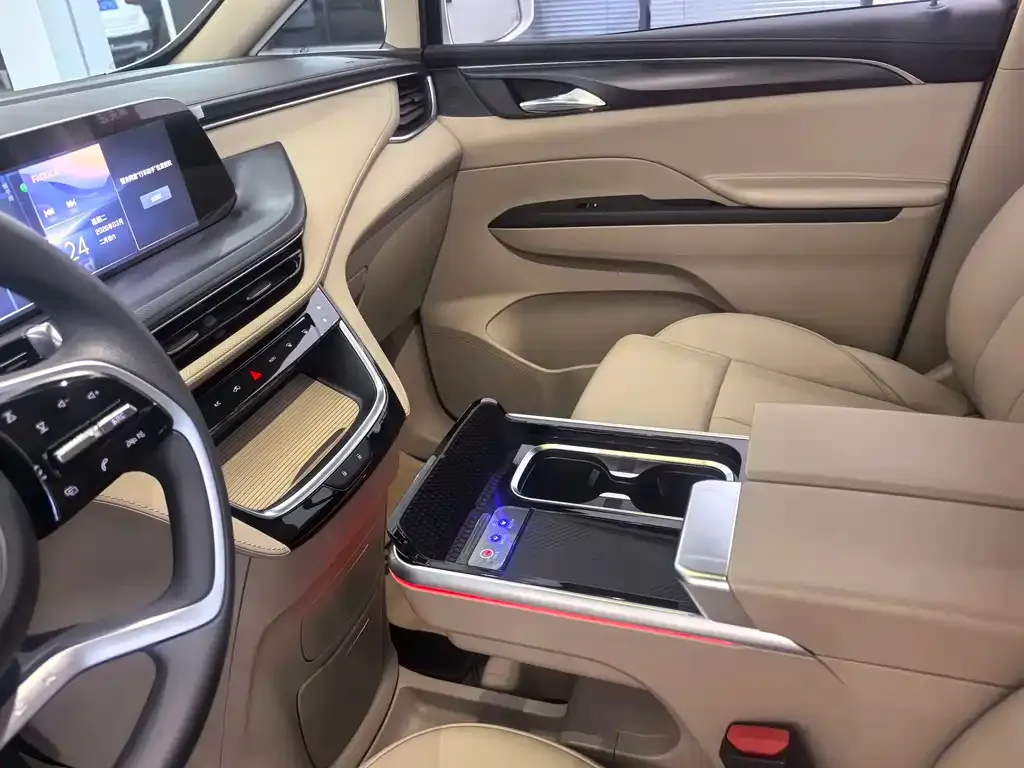 Buick GL8 2026 из CN, фото 3