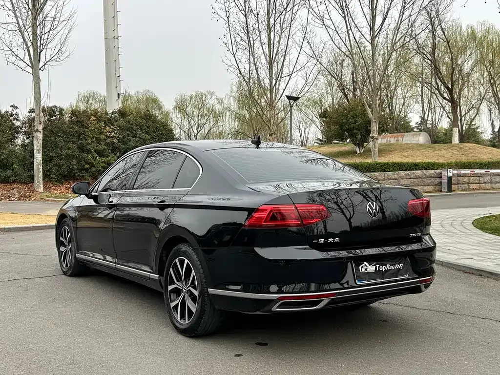 Volkswagen Magotan 2021 из CN, фото 8