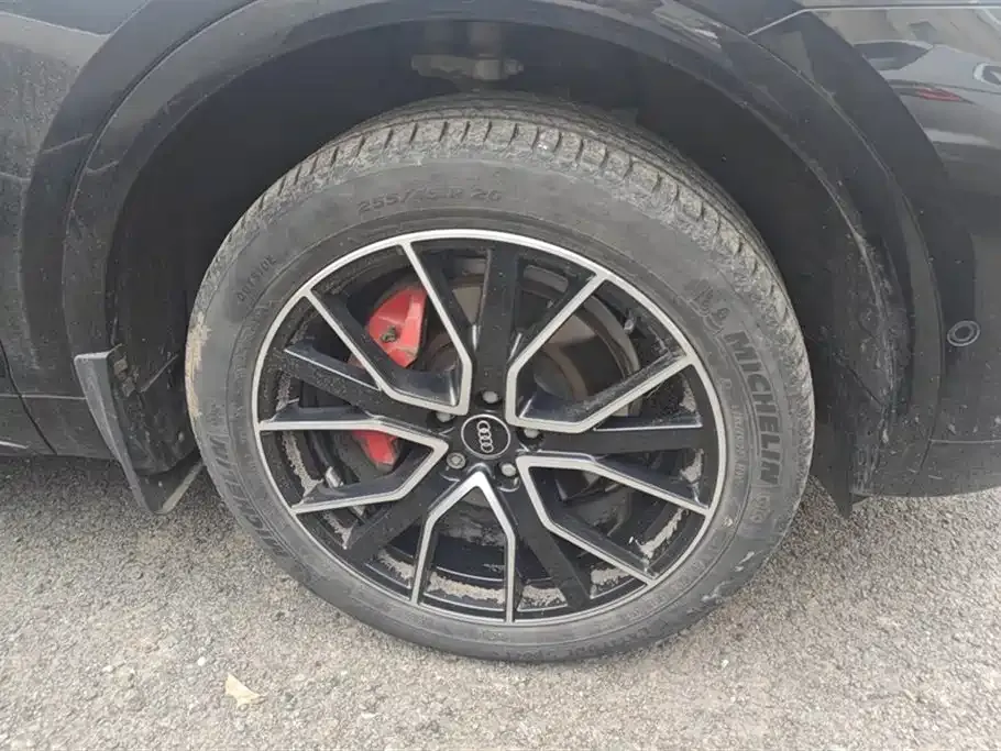 Audi Q5L 2024 из CN, фото 6