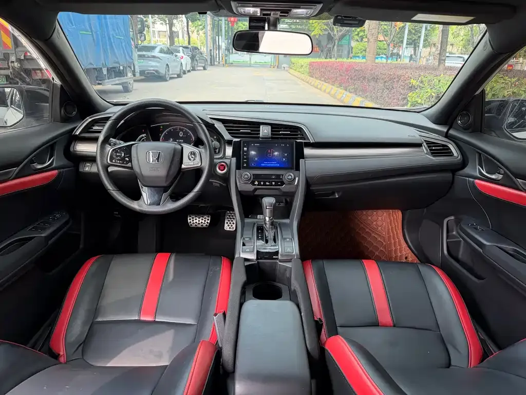 Honda Civic — фото 6