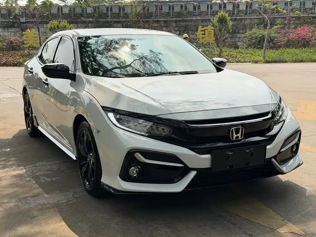 Honda Civic — фото 8