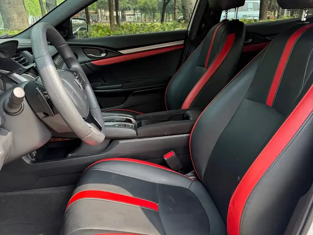 Honda Civic — фото 4