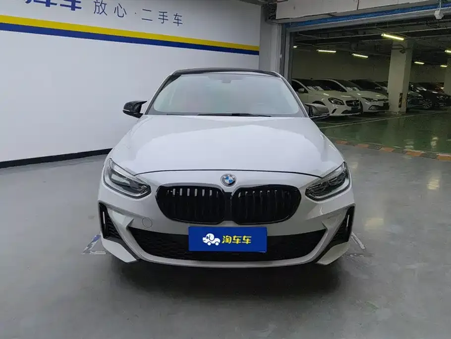 BMW 1 Series 2021 из CN, фото 9