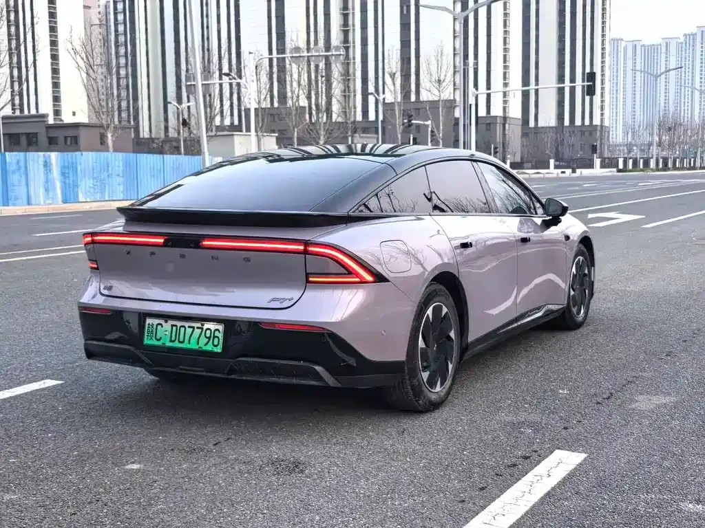 XPeng P7+ — фото 7