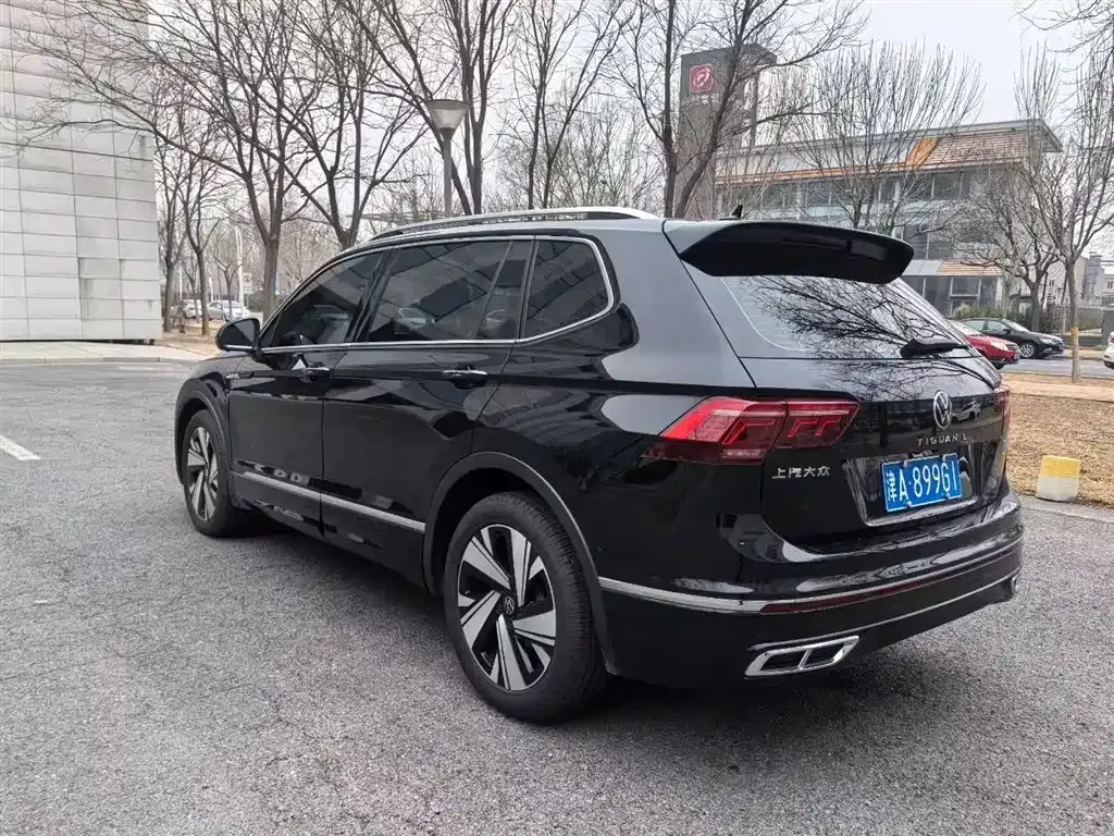 Volkswagen Tiguan L 2023 из CN, фото 8