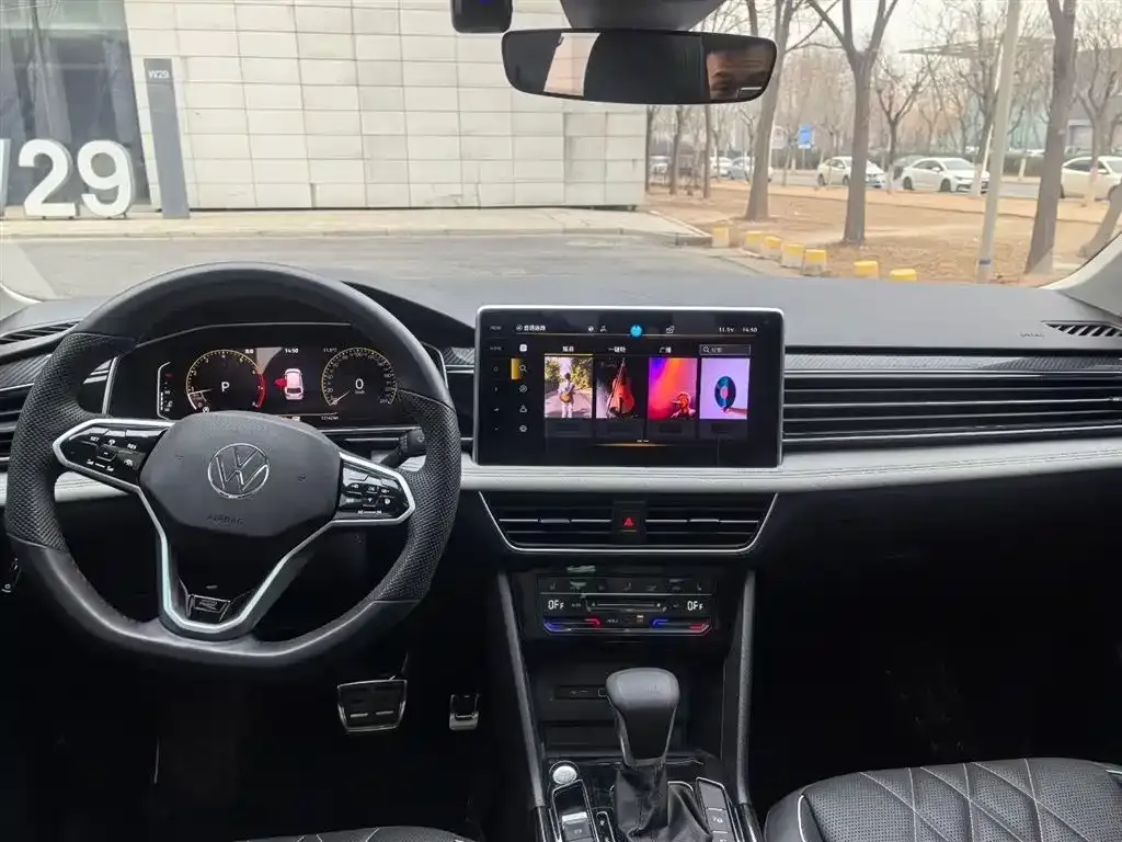 Volkswagen Tiguan L 2023 из CN, фото 4