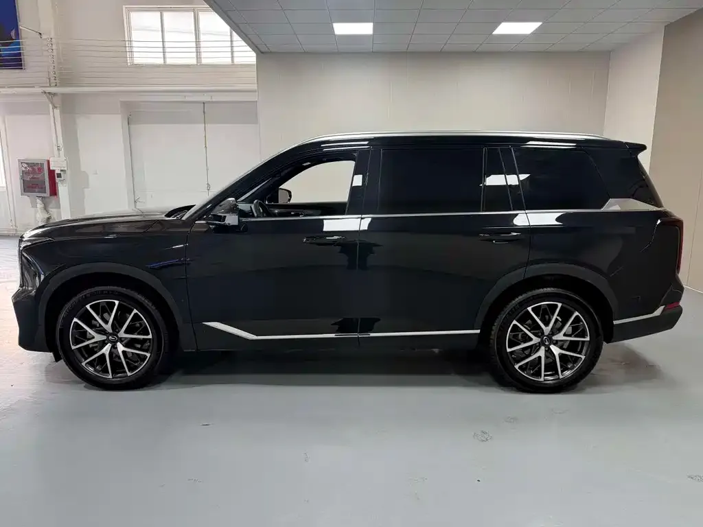 GAC Motor Trumpchi GS8 — фото 8