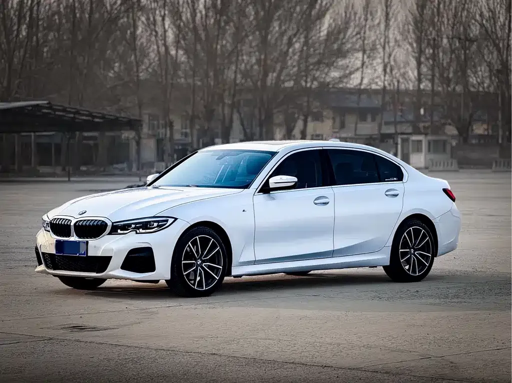 BMW 3 Series — фото 1