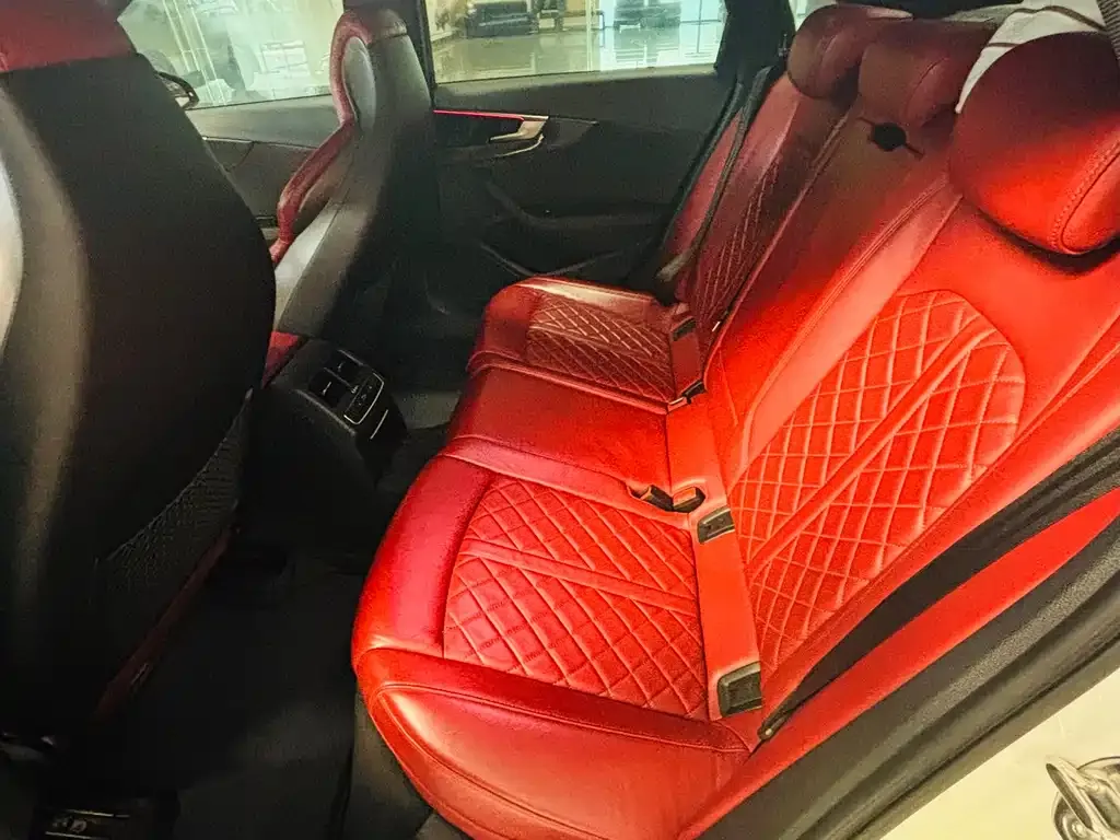 Audi S4 2022 из CN, фото 3