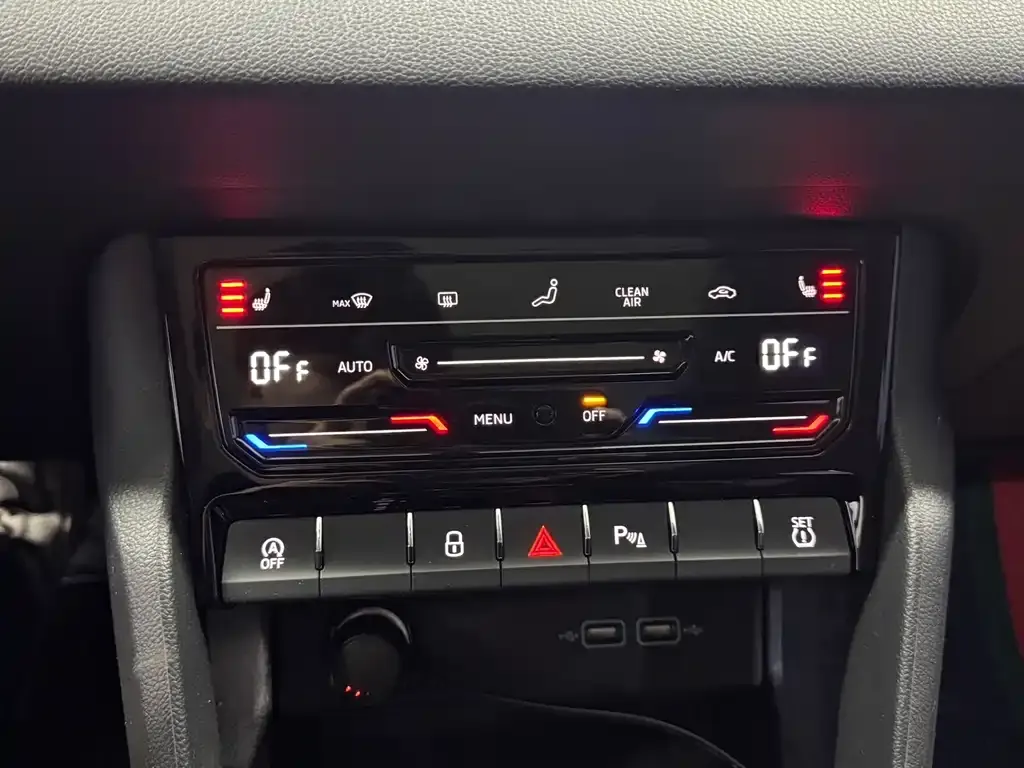 Skoda Karoq 2022 из CN, фото 8