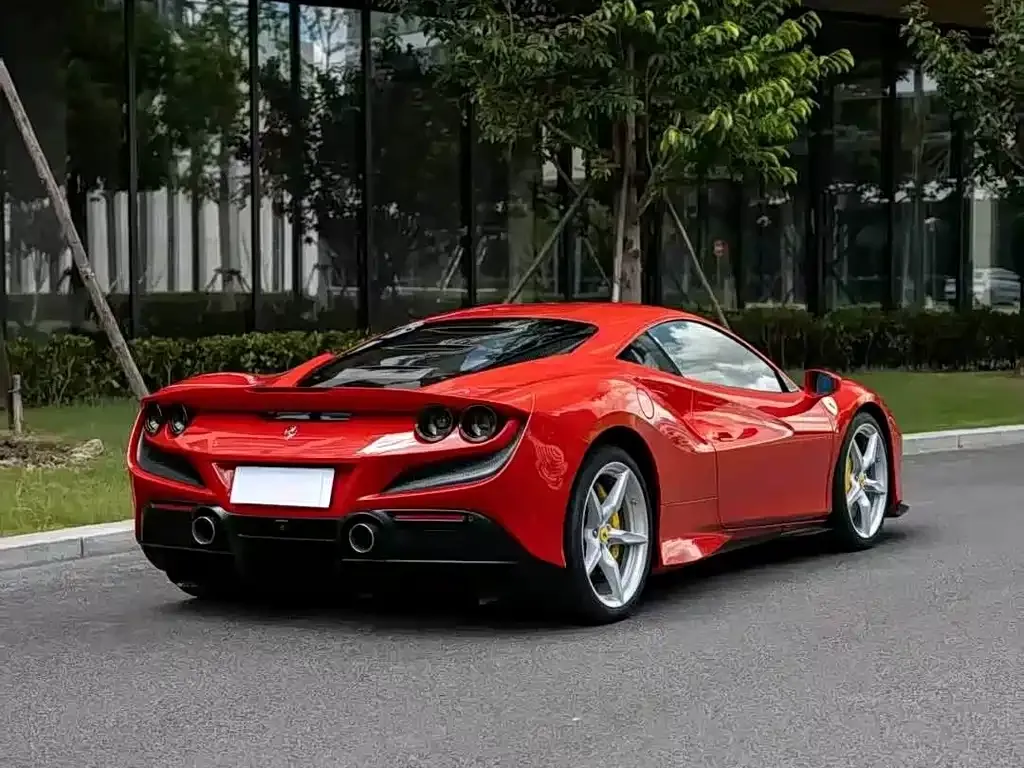 Ferrari F8 — фото 4