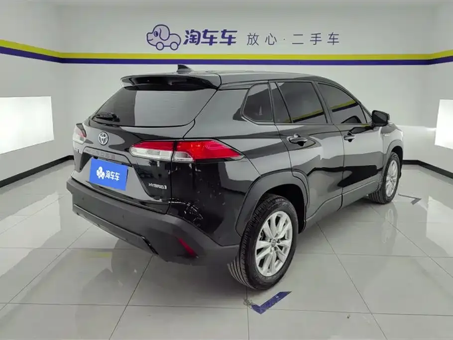 Toyota Corolla Cross 2023 из CN, фото 7