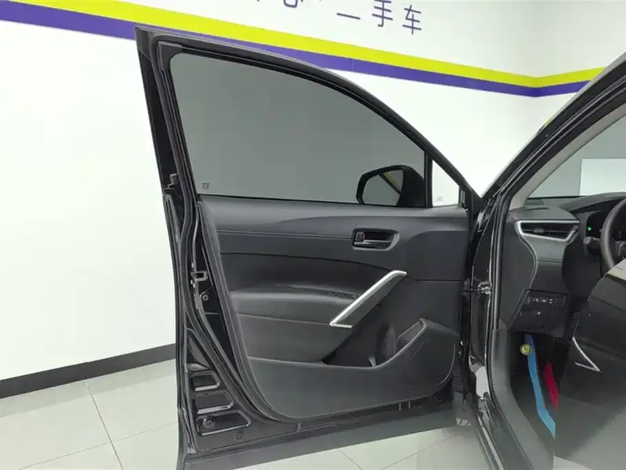 Toyota Corolla Cross 2023 из CN, фото 5