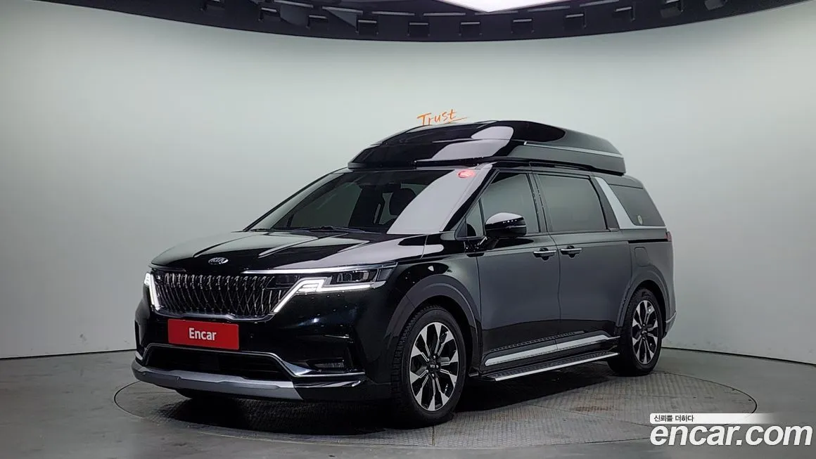 Kia Carnival — фото 1