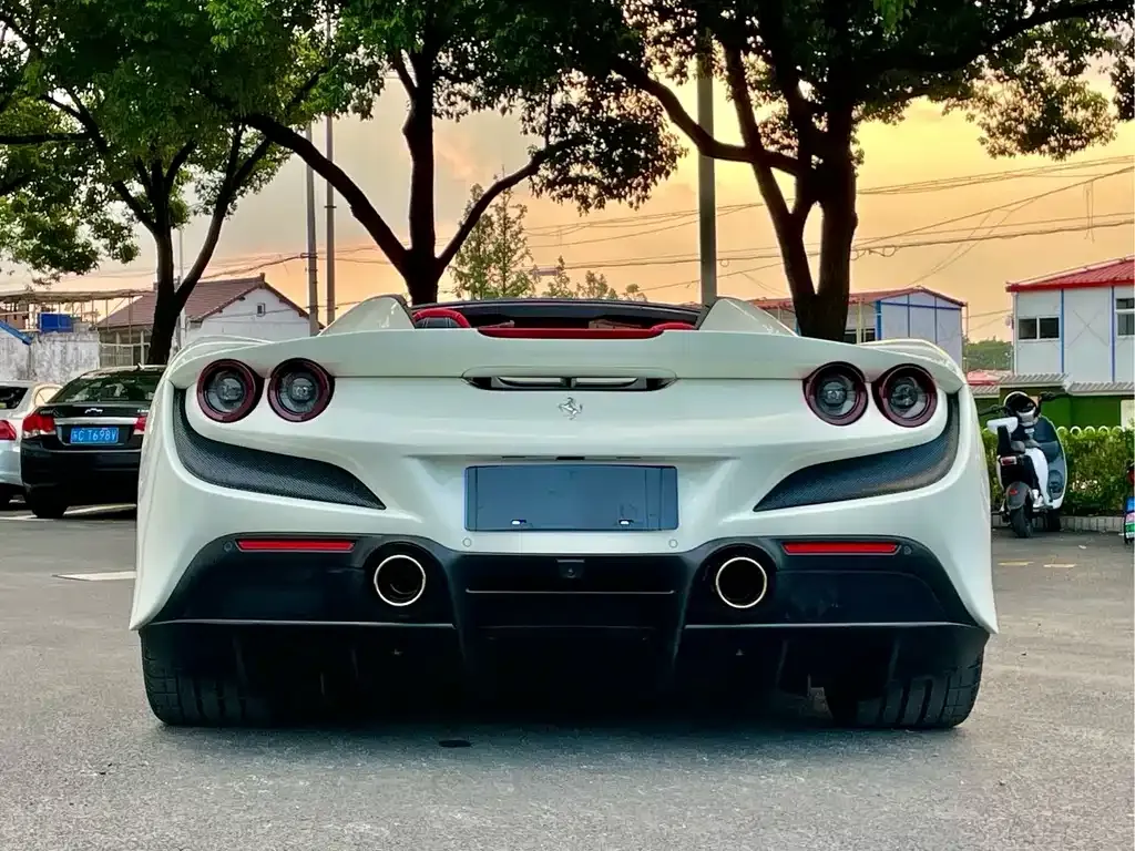 Ferrari F8 2022 из CN, фото 5