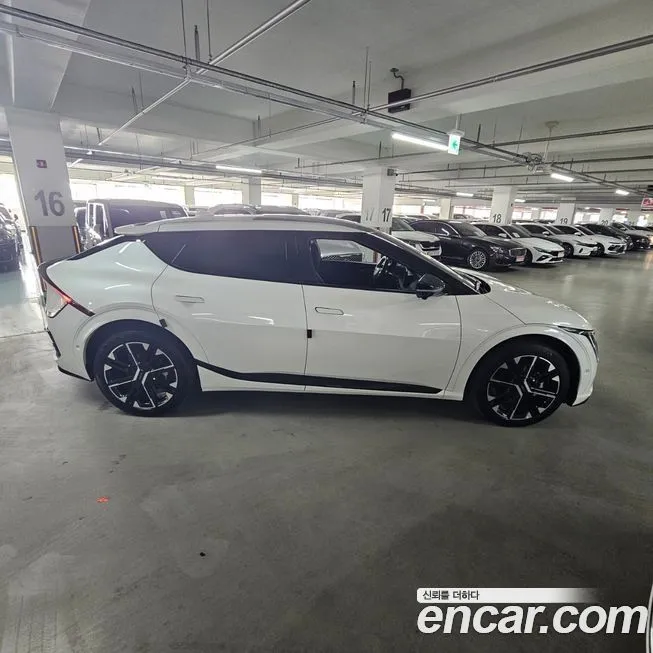 Kia EV6 2025 из KR, фото 8