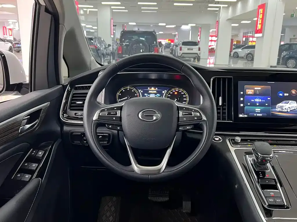 GAC Motor Trumpchi M8 — фото 10