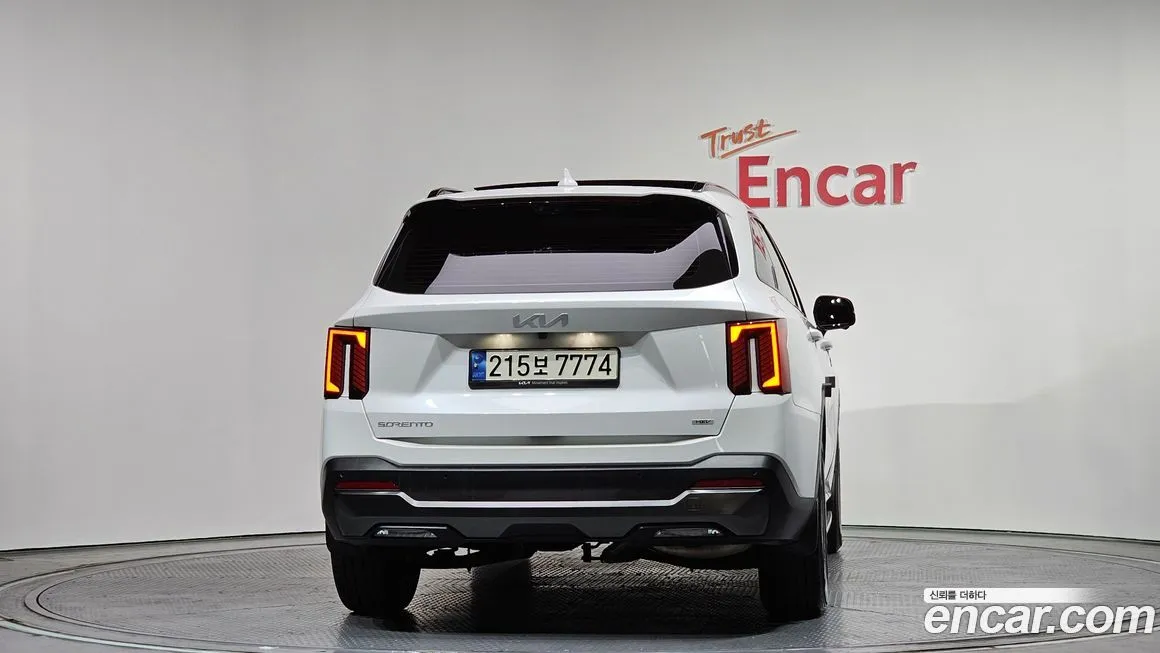 Kia Sorento — фото 3