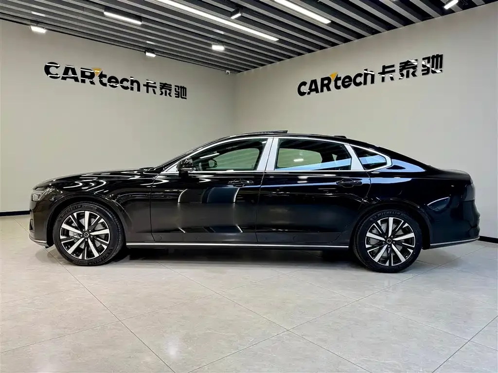 Volvo S90 — фото 7
