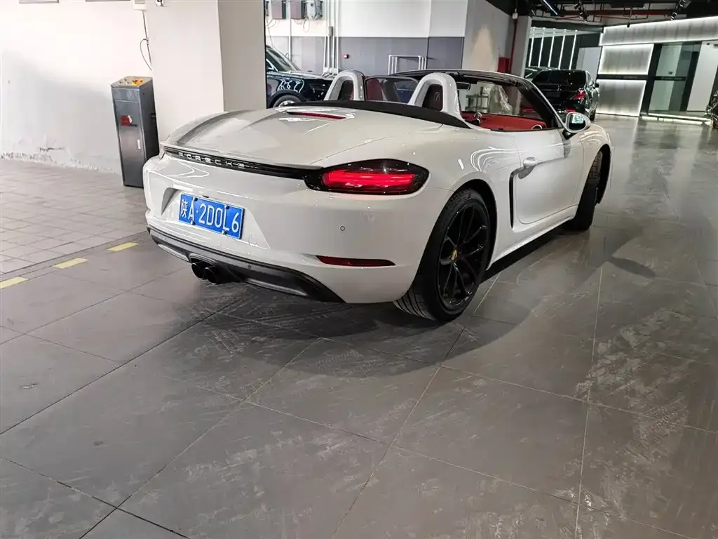 Porsche 718 2024 из CN, фото 3
