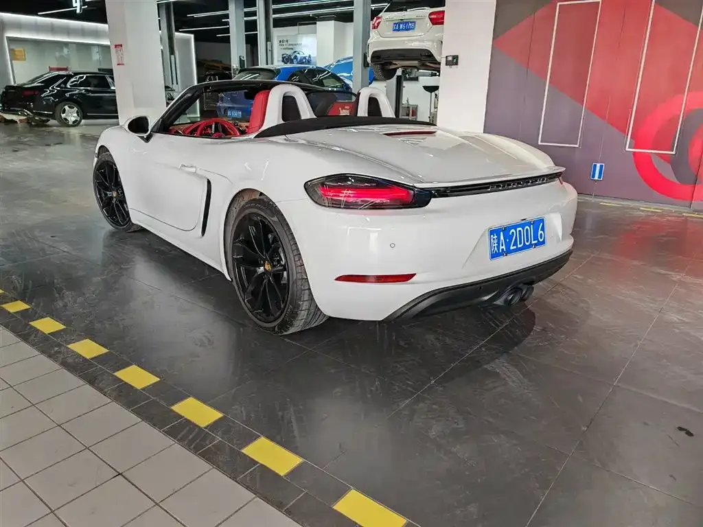 Porsche 718 2024 из CN, фото 6