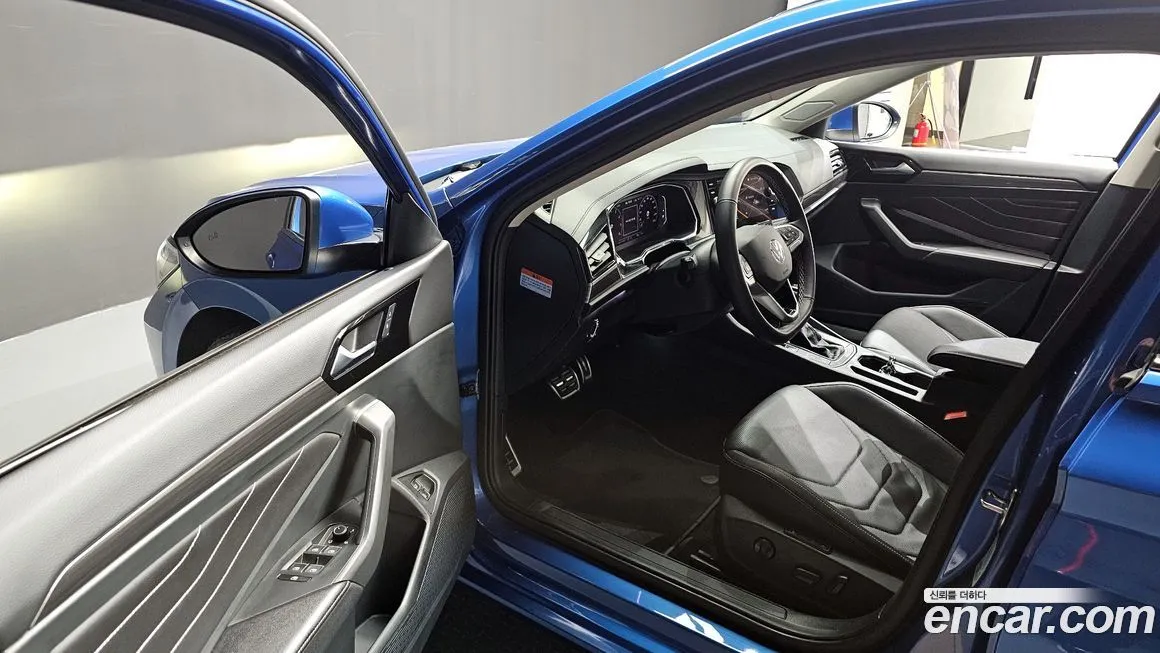 Volkswagen Jetta 2023 из KR, фото 8