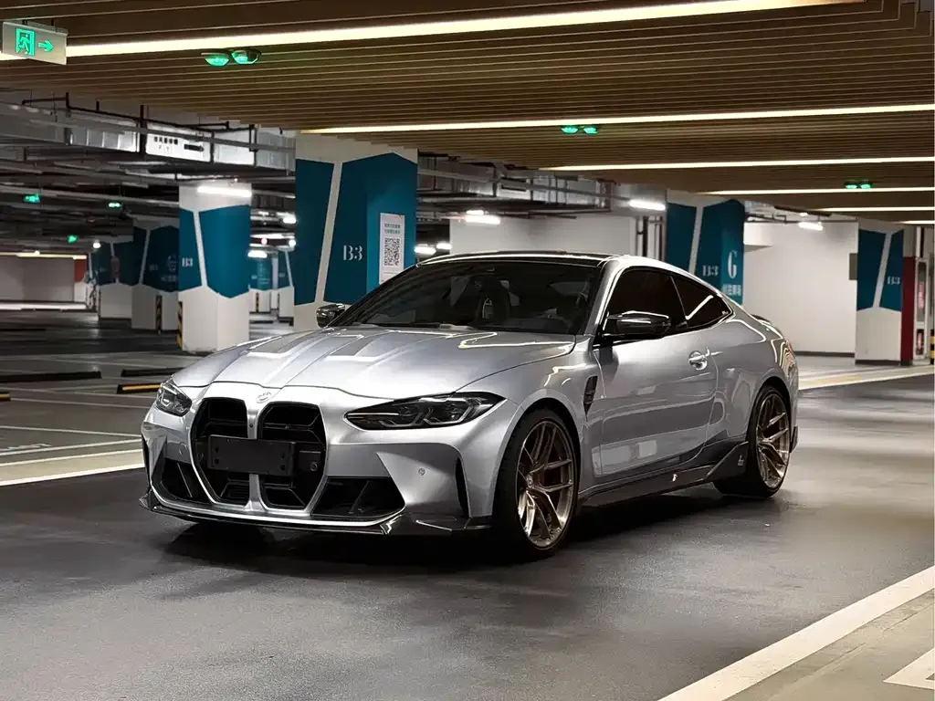 BMW M4