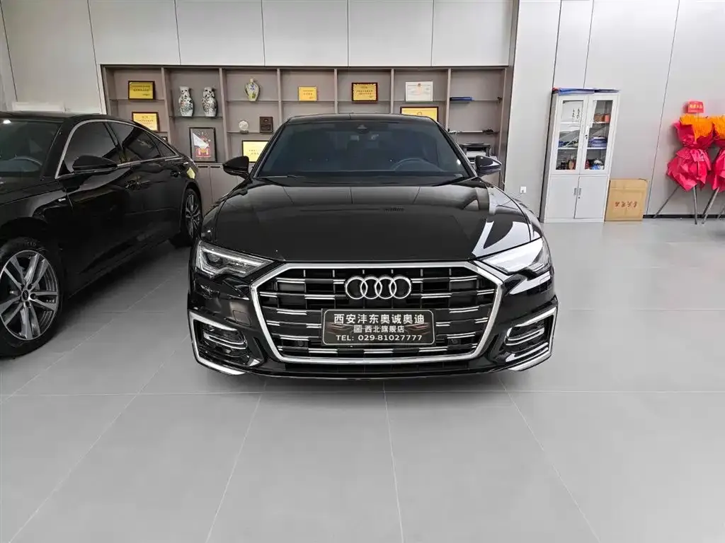 Audi A6L 2023 из CN, фото 4