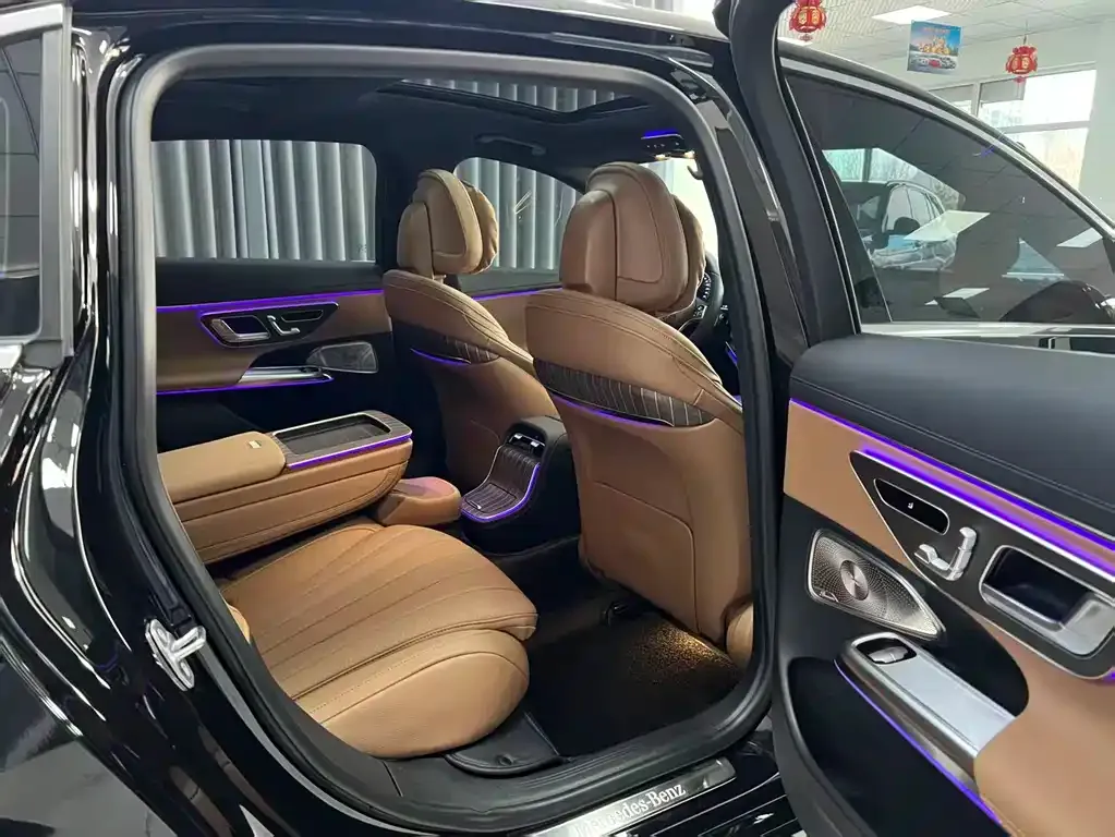 Mercedes-Benz E-Class 2024 из CN, фото 8