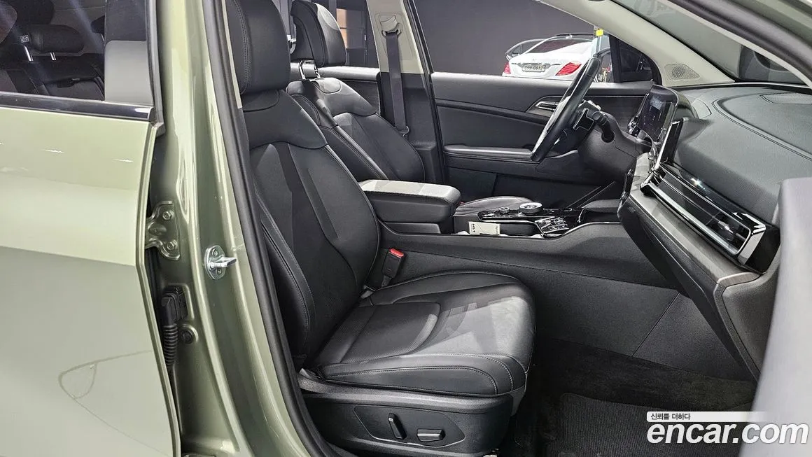 Kia Sportage — фото 10