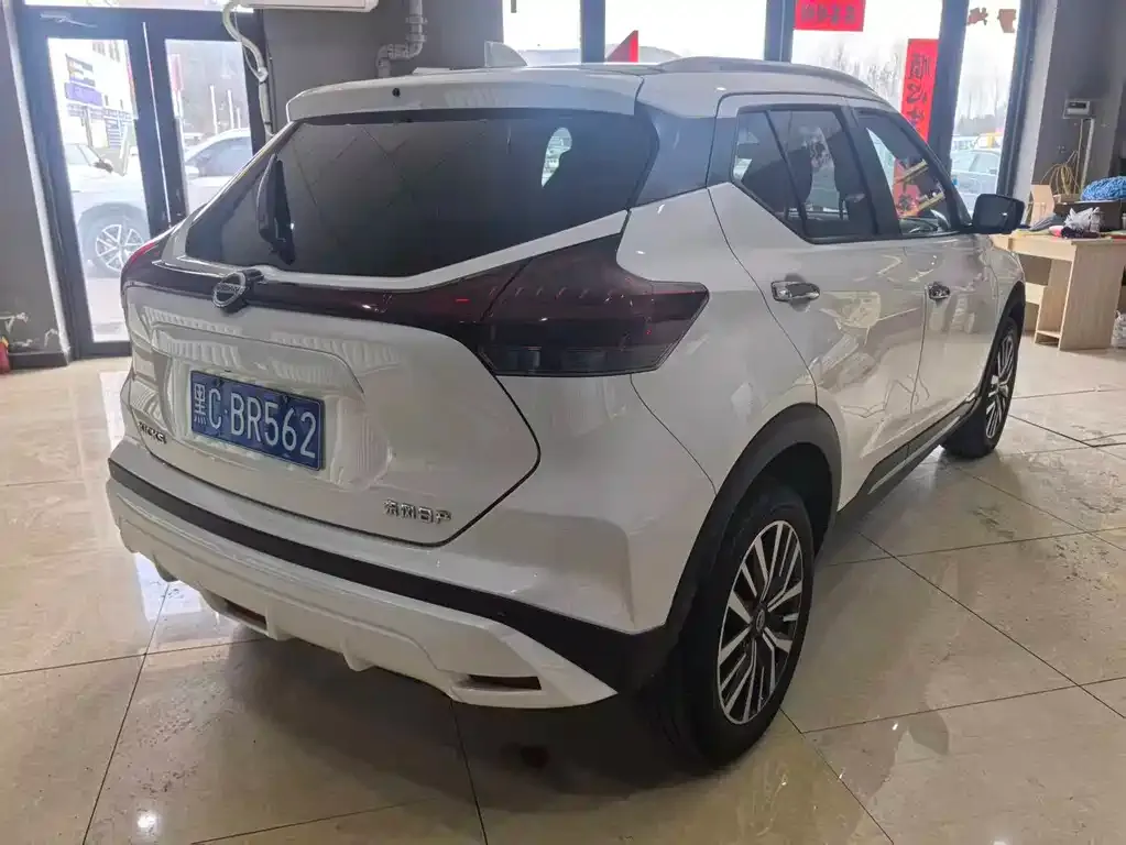 Nissan Kicks — фото 4