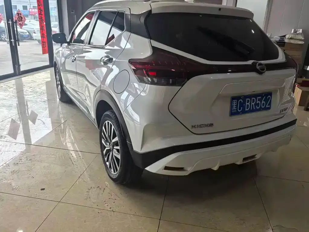 Nissan Kicks — фото 10