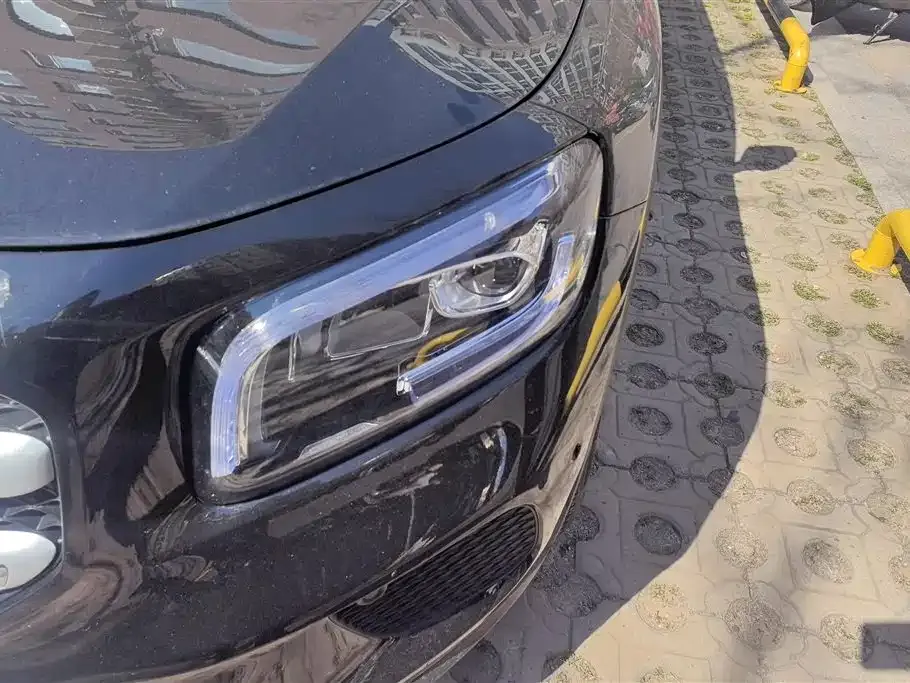 Mercedes-Benz GLB — фото 5