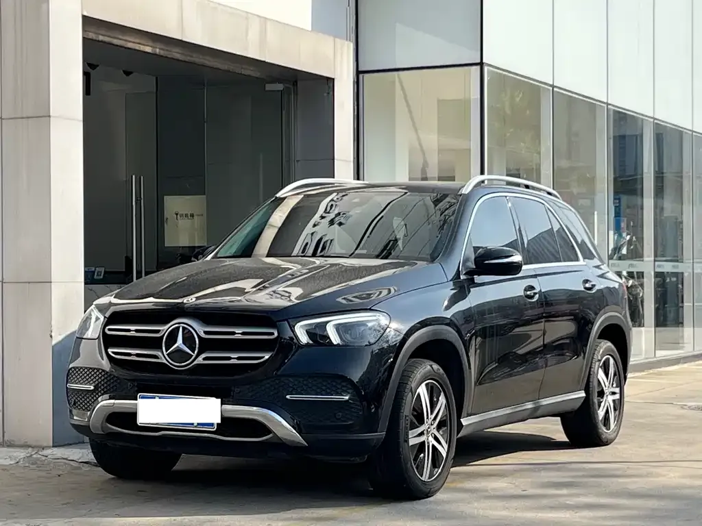 Mercedes-Benz GLE — фото 1
