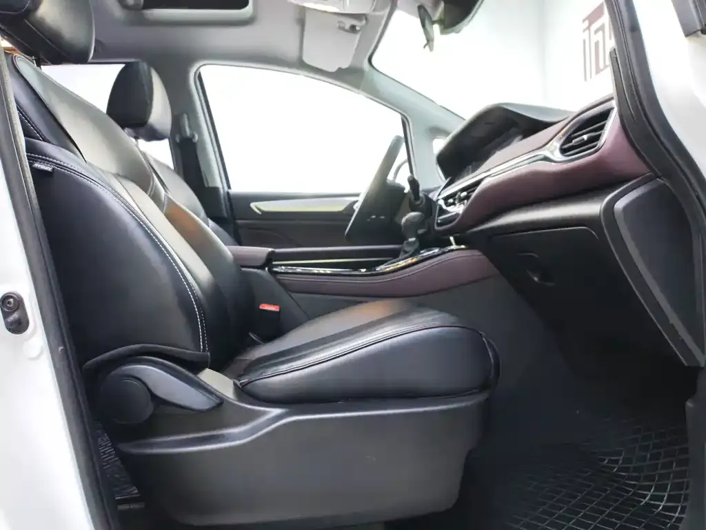 GAC Motor Trumpchi M6 2024 из CN, фото 2