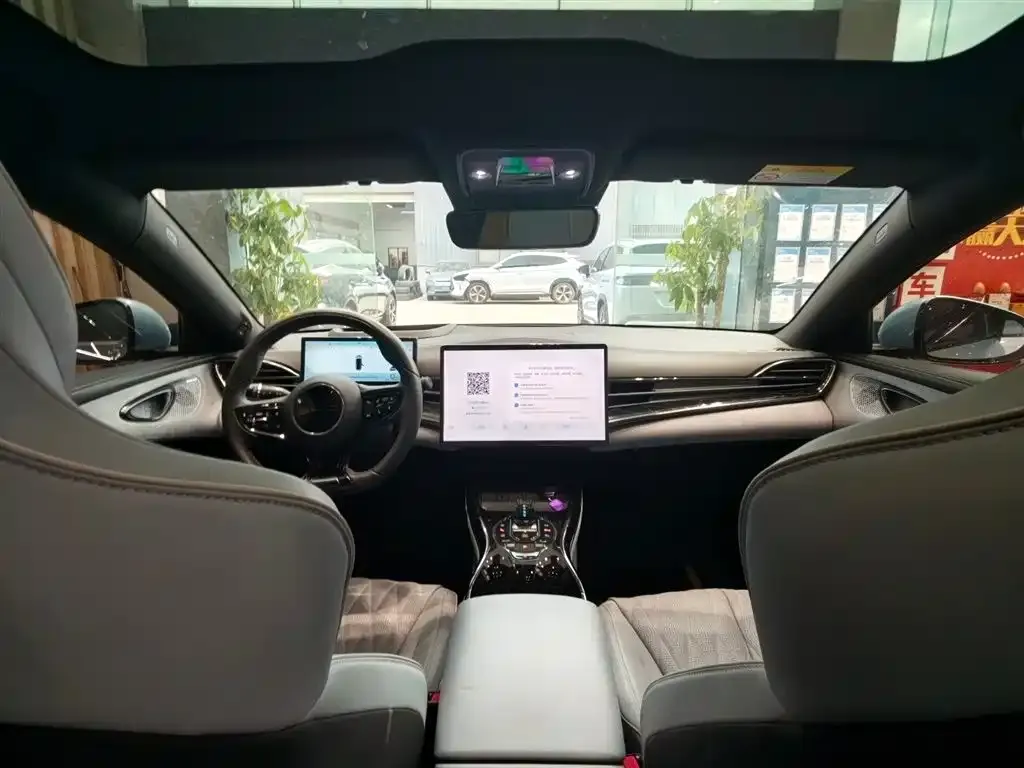 BYD Seal — фото 10