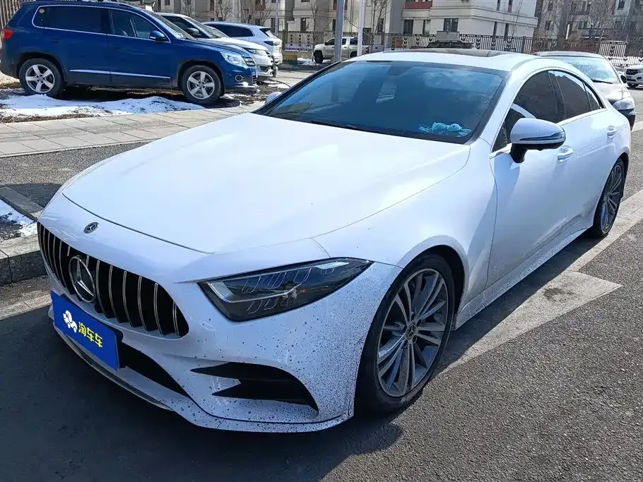 Mercedes-Benz CLS — фото 1