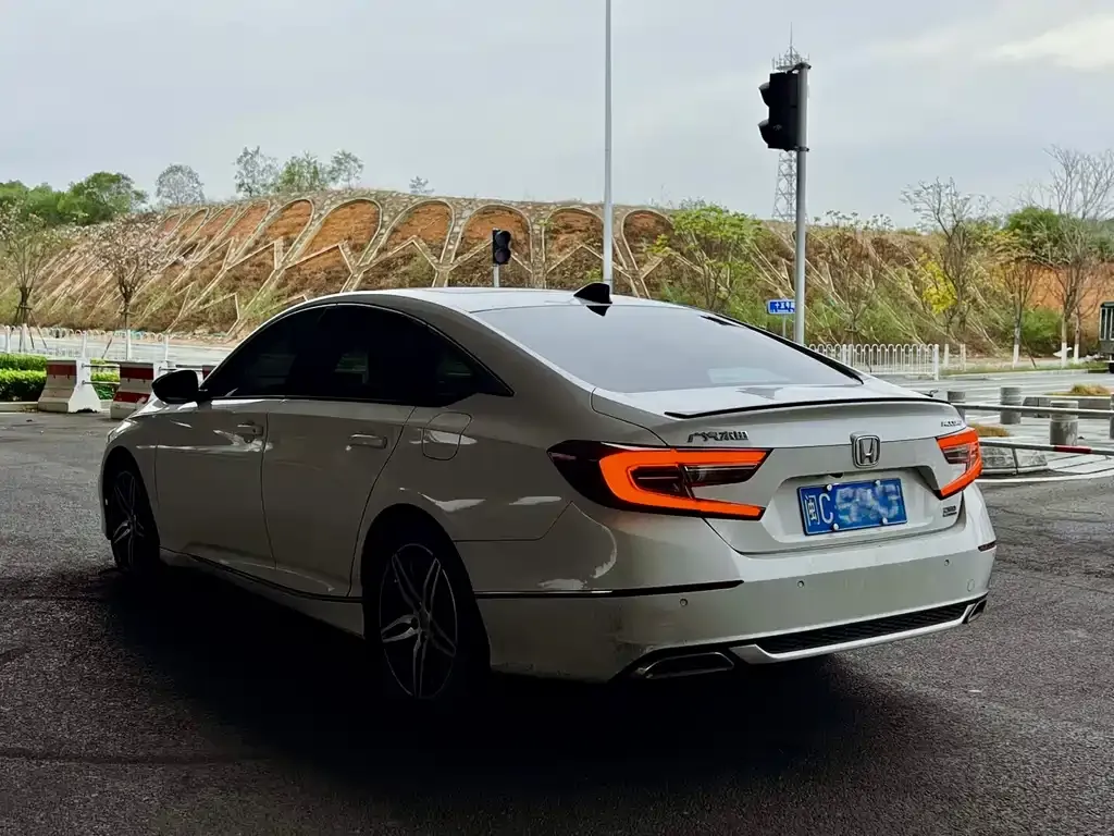 Honda Accord 2023 из CN, фото 6