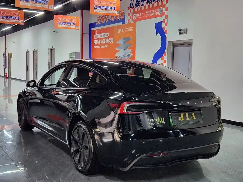 Tesla Model 3 2024 из CN, фото 8