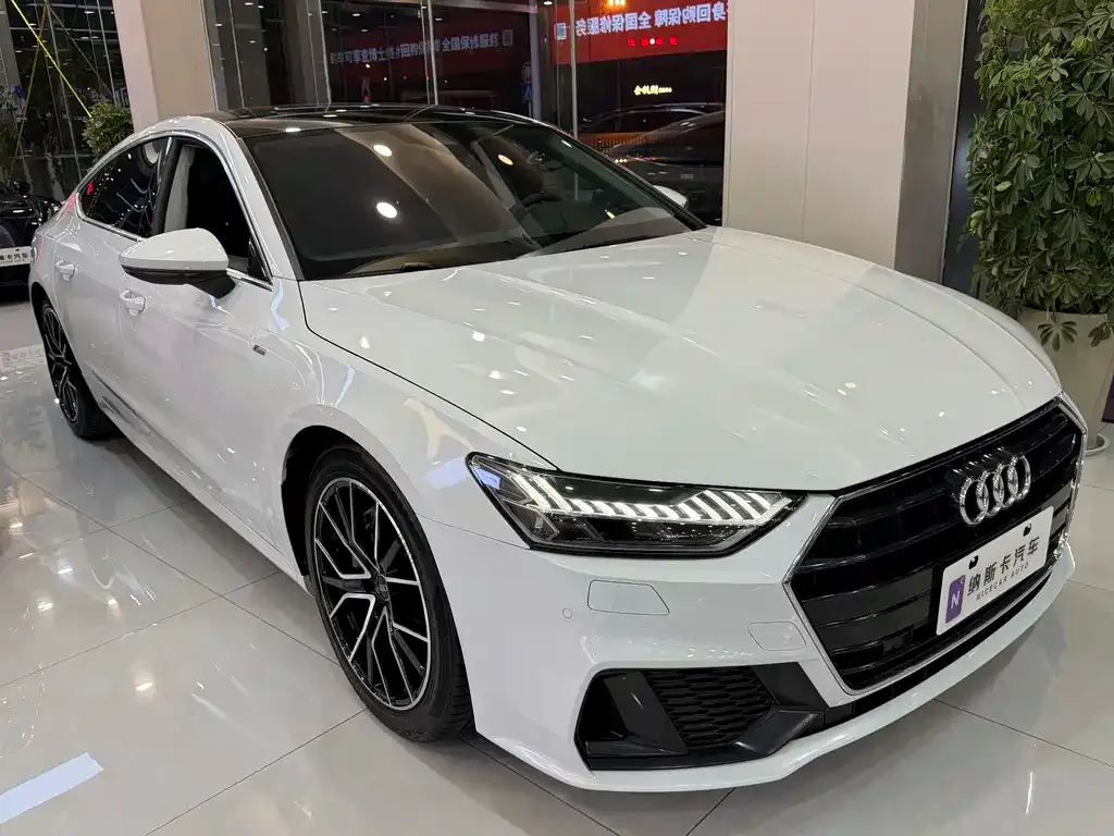 Audi A7 — фото 7
