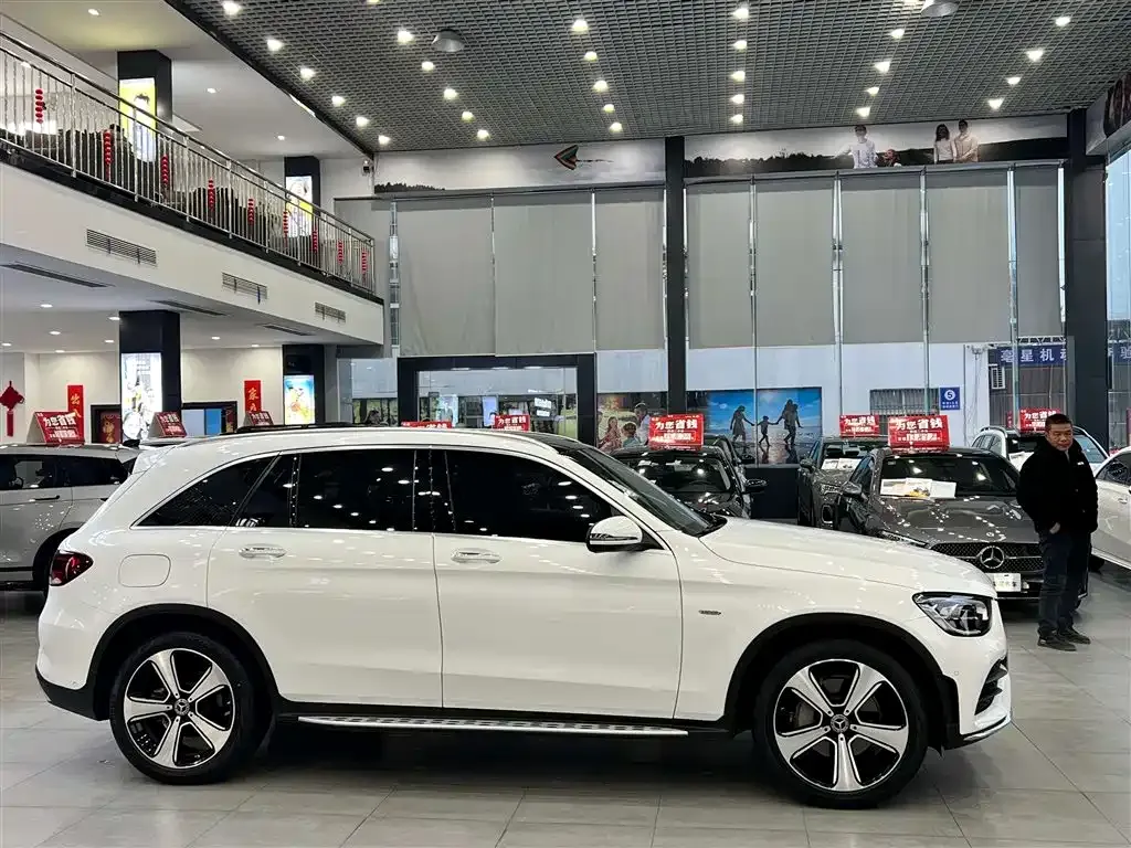 Mercedes-Benz GLC — фото 5