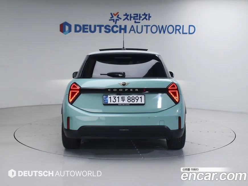 Mini Cooper 2025 из KR, фото 10