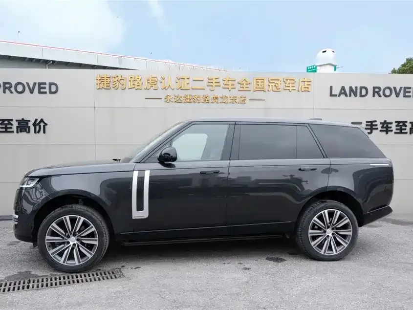 Land Rover Range Rover 2023 из CN, фото 2