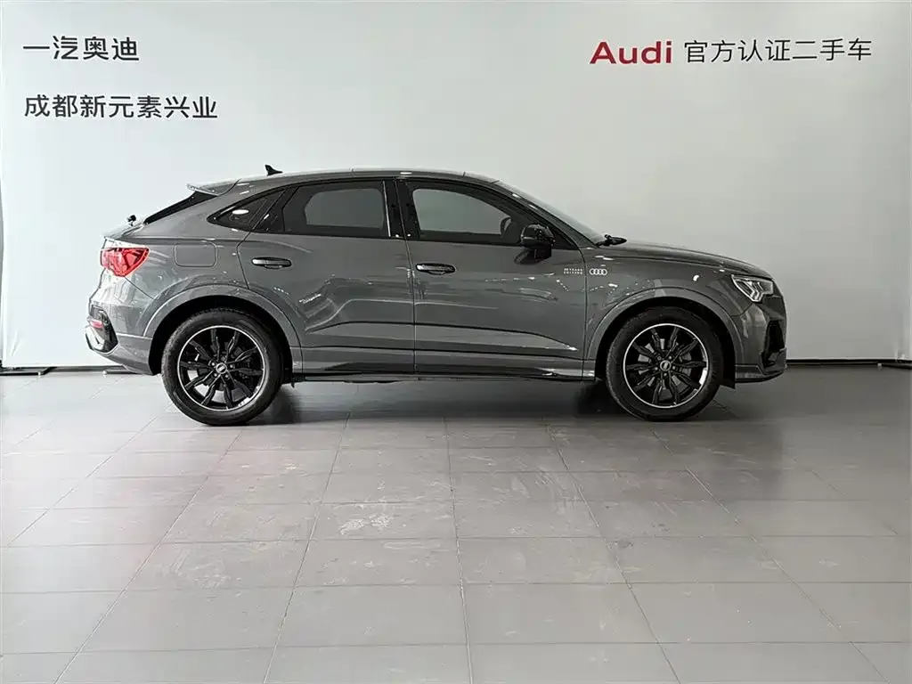 Audi Q3 Sportback — фото 9