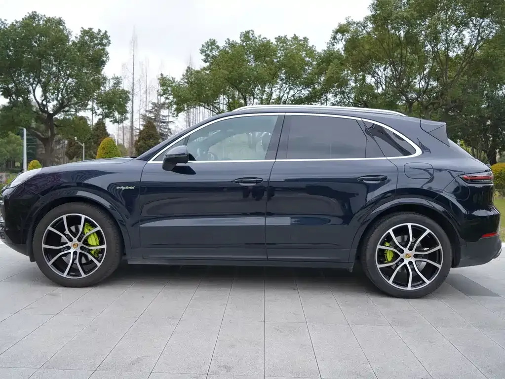 Porsche Cayenne Hybrid 2021 из CN, фото 8