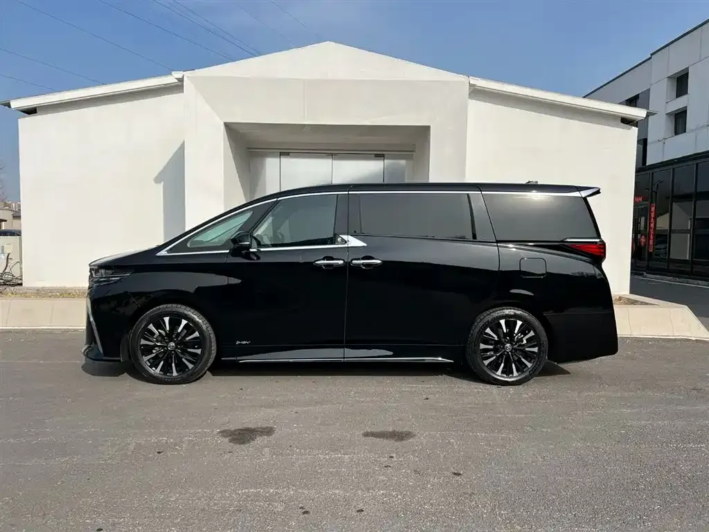 Toyota Alphard 2023 из CN, фото 5