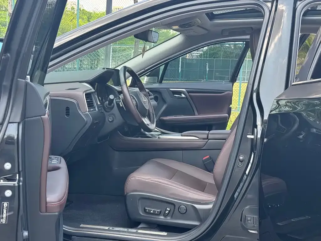 Lexus RX 2021 из CN, фото 2