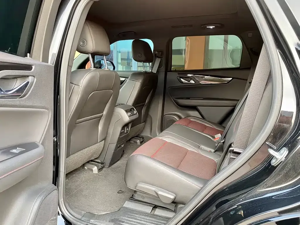 Chevrolet Blazer 2023 из CN, фото 4